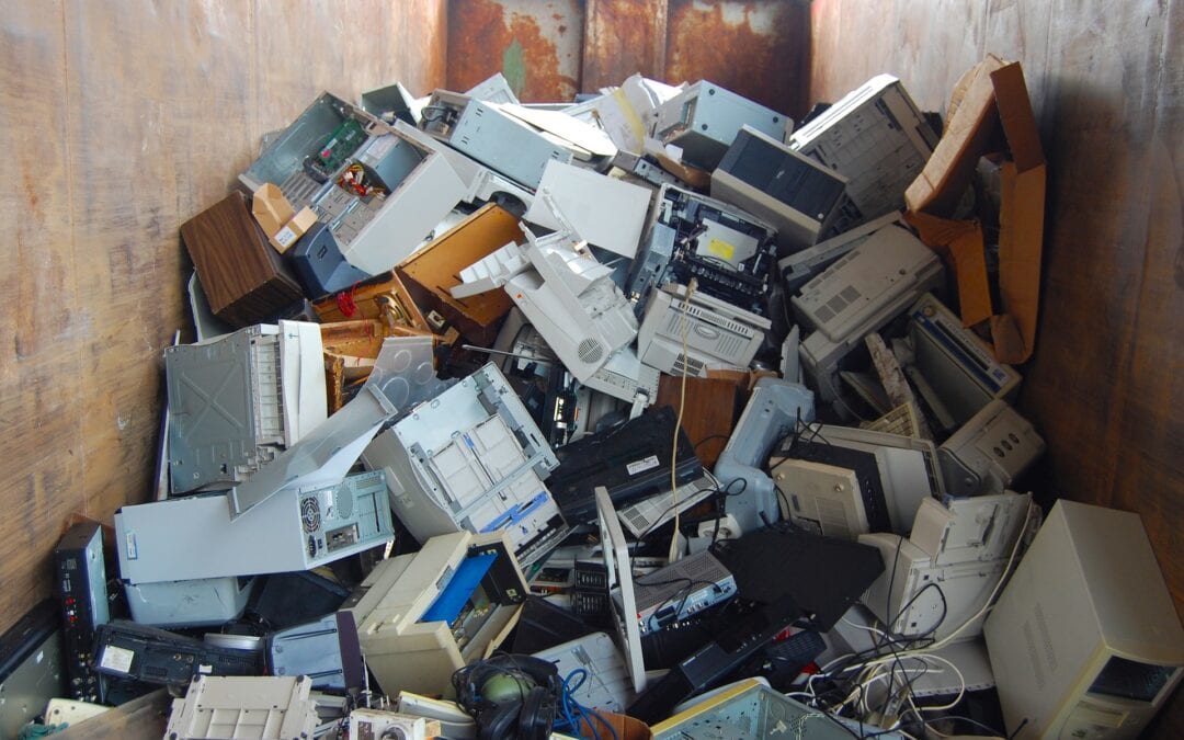 Think Before You Toss: A Guide for Electronic Device Disposal